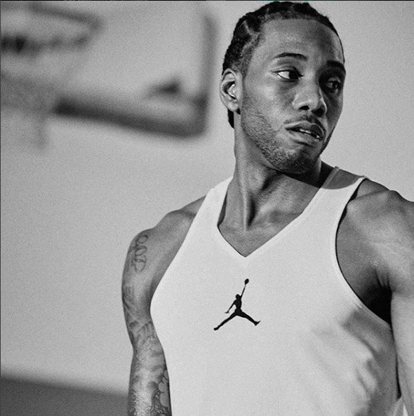 主场陷四年低谷！利物浦连续三场安菲尔德不胜（利物浦主场陷入四年低潮，安菲尔德三场未胜）