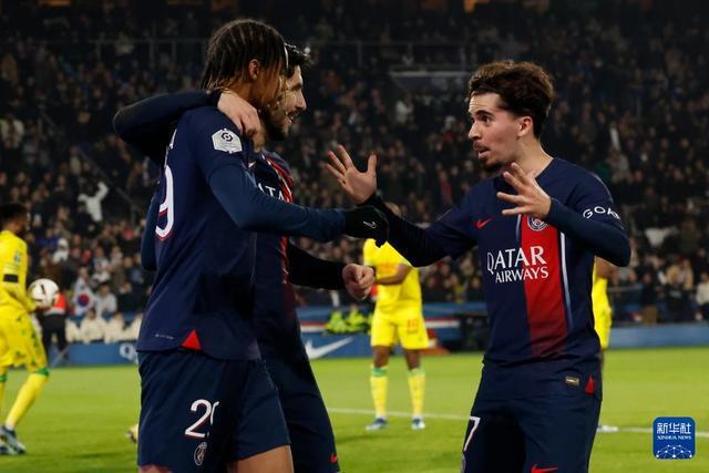 2025足协杯决赛前瞻：北京国安成就五冠荣耀？河南队新王加冕？（2025足协杯决战前瞻：北京国安剑指五冠，河南队能否加冕新王？）