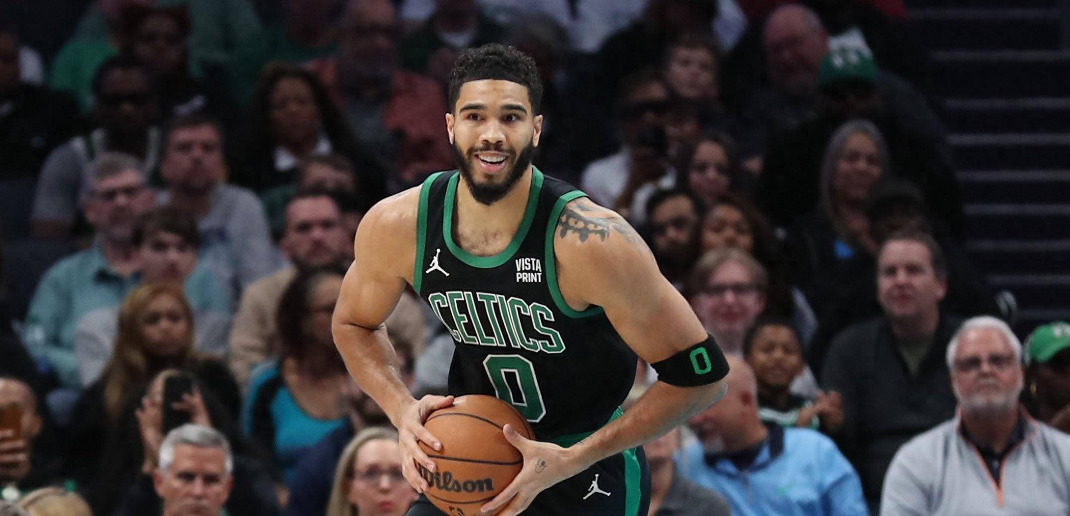 玉昆外援奥斯卡在老家开车时车辆突然起火，好在人没事（玉昆外援奥斯卡在老家驾车时突遇车辆起火，所幸人平安无恙）