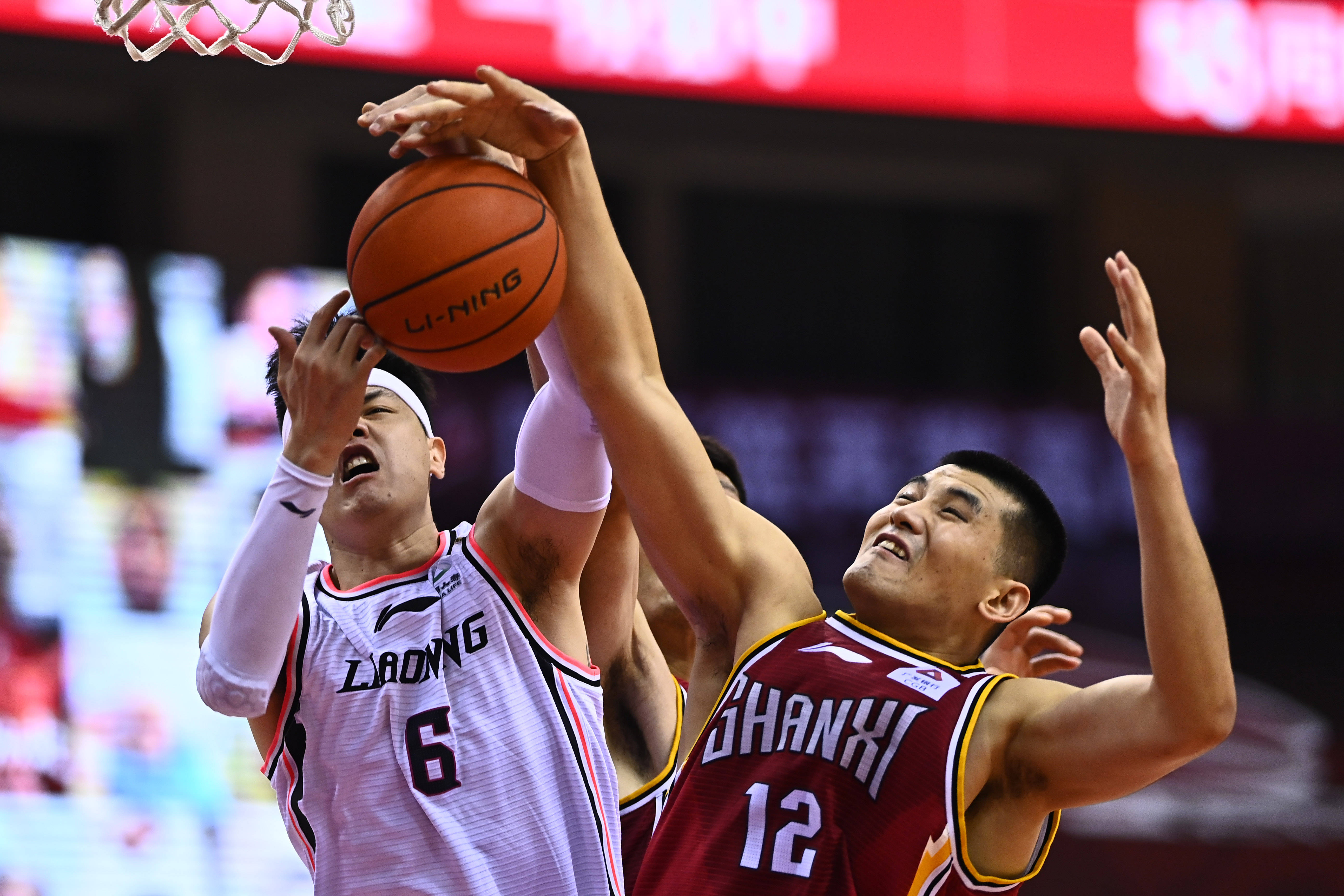 遗憾输15分，爆冷输掉24分！别惦记夺冠了，你们确实该趁早拆队重建（15分憾负、24分爆冷惨败！冠军梦该醒了，你们确实该尽快拆队重建）