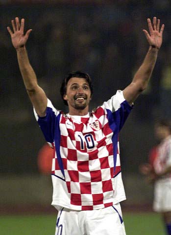 徐根宝：希望海港为国输送更多优秀球员，我们的目标是世界杯（徐根宝：期待海港为国培养更多精英球员，终极目标剑指世界杯）