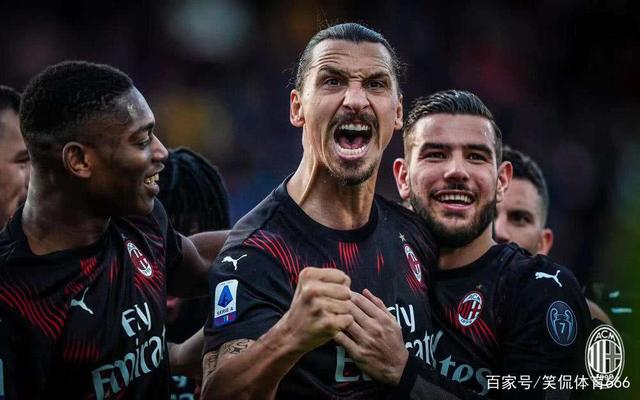 法尔克：拜仁谈妥于帕新合同的年薪和奖金，但还差解约条款没谈好（法尔克：拜仁与于帕续约的薪资与奖金已达成一致，解约条款仍在磋商）