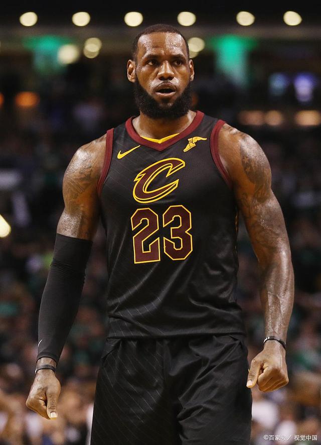 掘金主帅：无论谁防德罗赞我都有所顾虑，他像艺术家一样得分（掘金主帅直言：德罗赞得分如艺术般精妙，派谁去防都让人头疼）