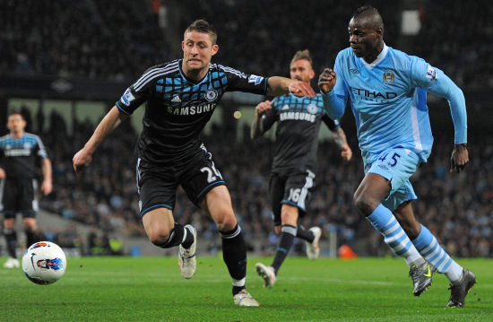 深圳新鹏城公告：向香港大埔火灾事故罹难者致以最深切的哀悼（深圳新鹏城发布公告：深切悼念香港大埔火灾遇难者）