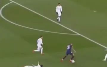 阿斯：皇马绝不会通过竞价来引援中卫，专注于合同到期的球员（阿斯报称：皇马拒绝为中卫引援竞价，转而瞄准合同到期球员）