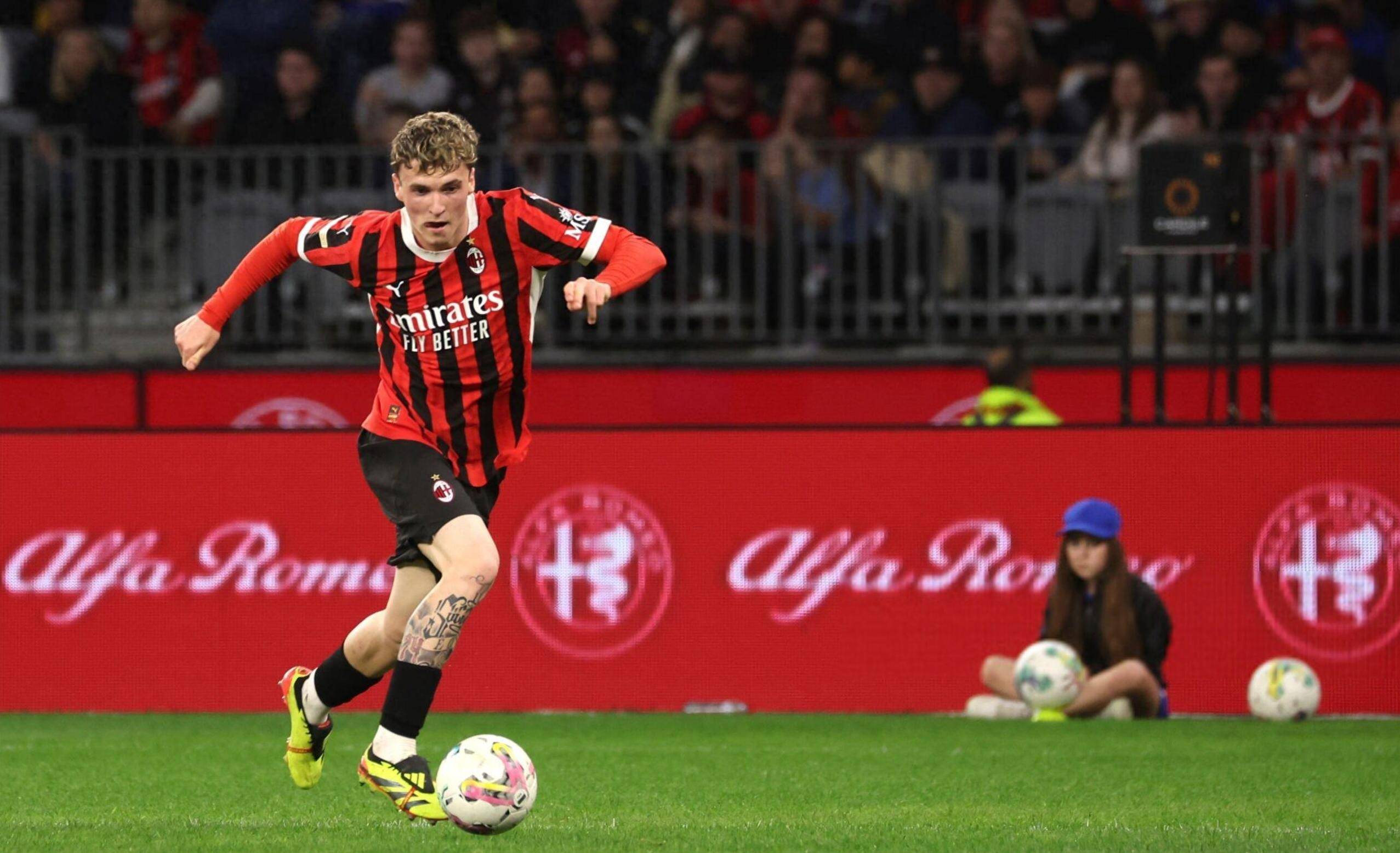 突然爆发！布朗单节7中5怒砍19分，三节已砍下32分（布朗火力全开！单节7投5中轰下19分，三节已拿下32分）