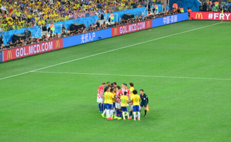 瑞天空：热刺、利物浦与扬-迪奥曼德的团队展开深度接触（瑞天空：热刺、利物浦已与扬-迪奥曼德团队进行深入洽谈）