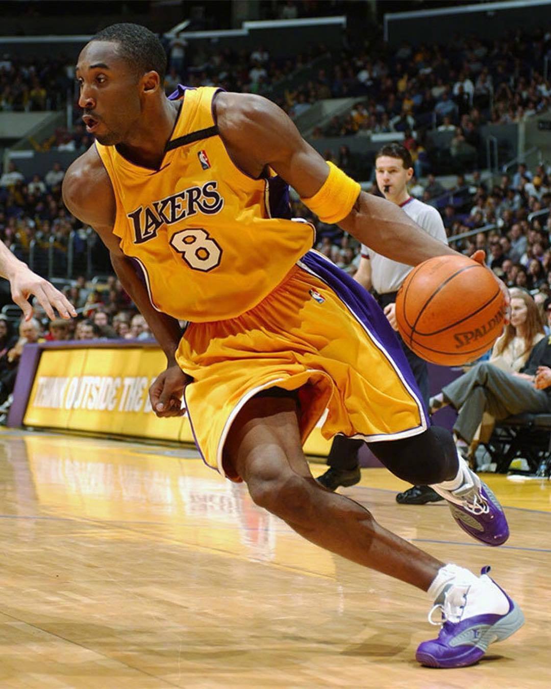 18岁埃斯特旺近6次国家队出场打入5球，成贝利之后首人（18岁埃斯特旺国家队近6战打进5球，成为贝利之后首位达成者）