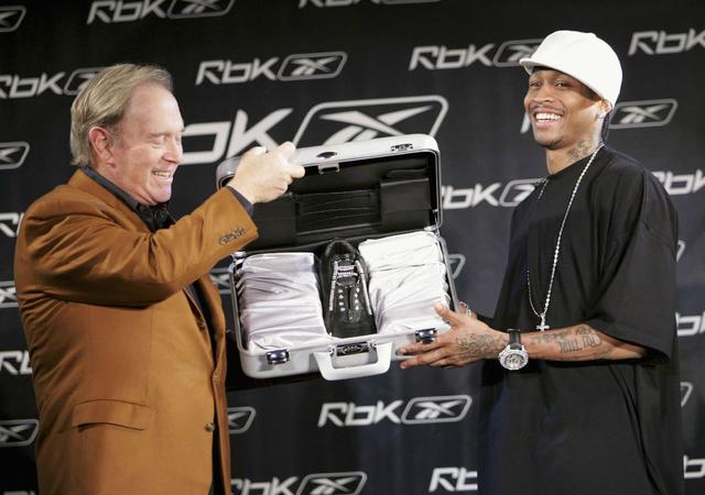 中国队以1胜1平1负结束东亚锦U15，位于日韩之后排名第三（U15东亚锦赛中国队1胜1平1负收官，位列日韩之后第三）