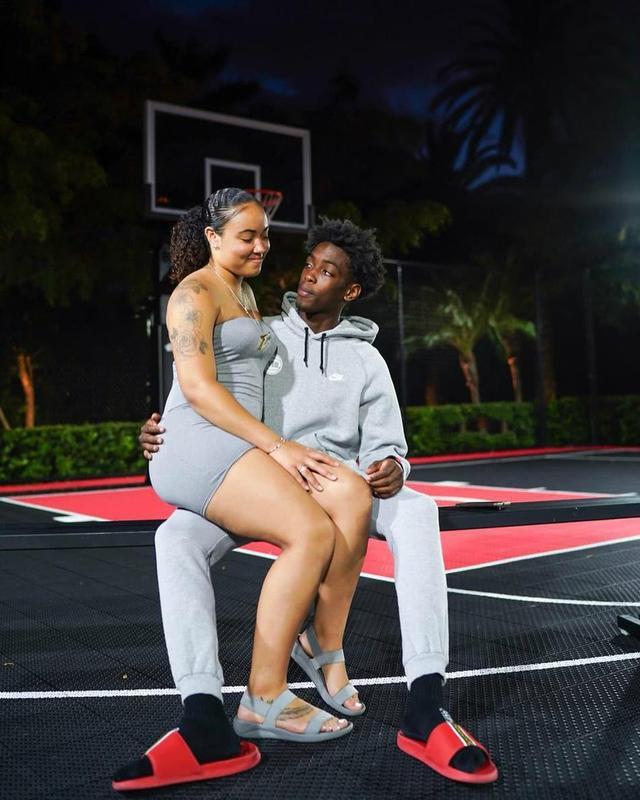 齐沃：作为意甲球队，国米两进欧冠决赛无论如何都配得上称赞（齐沃：国米身为意甲劲旅，两度闯入欧冠决赛当得起赞誉）