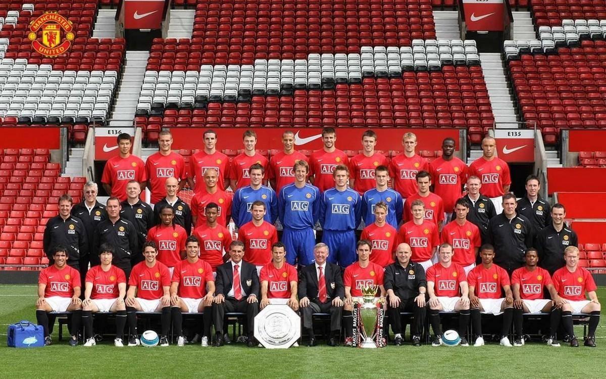 王岚嵚三分球再中，展现精湛射击技巧（王岚嵚再度命中三分，彰显高超投射水准）