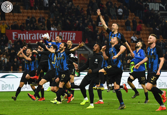 劳塔罗：我不在乎外界批评；有时间我会请全队吃烤肉（劳塔罗：无惧外界质疑，有空就请全队吃烤肉）