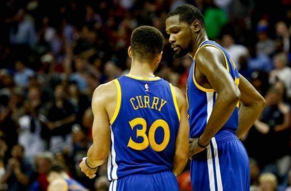 皇马最新伤病情况：赫伊森&阿拉巴预计将于近期回归（皇马伤情更新：赫伊森、阿拉巴有望短期内复出）